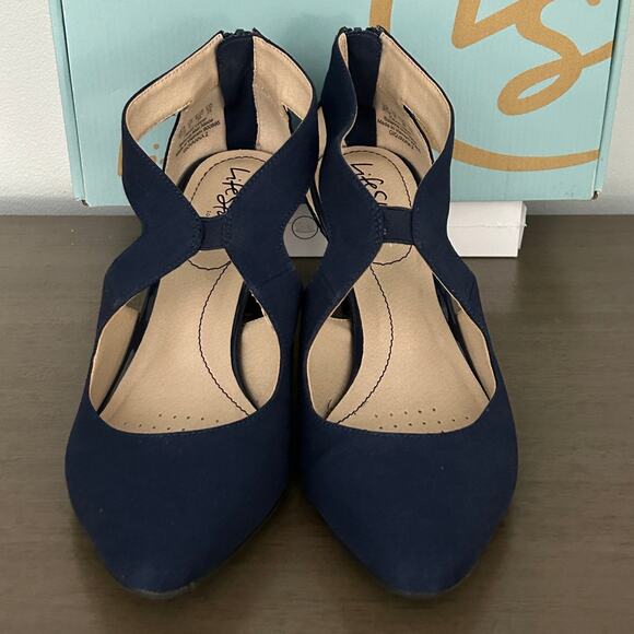 Lifestride Giovanna 2 Pump Heel Sandals Navy Blue 8.5 Wide EUC - Picture 6 of 13